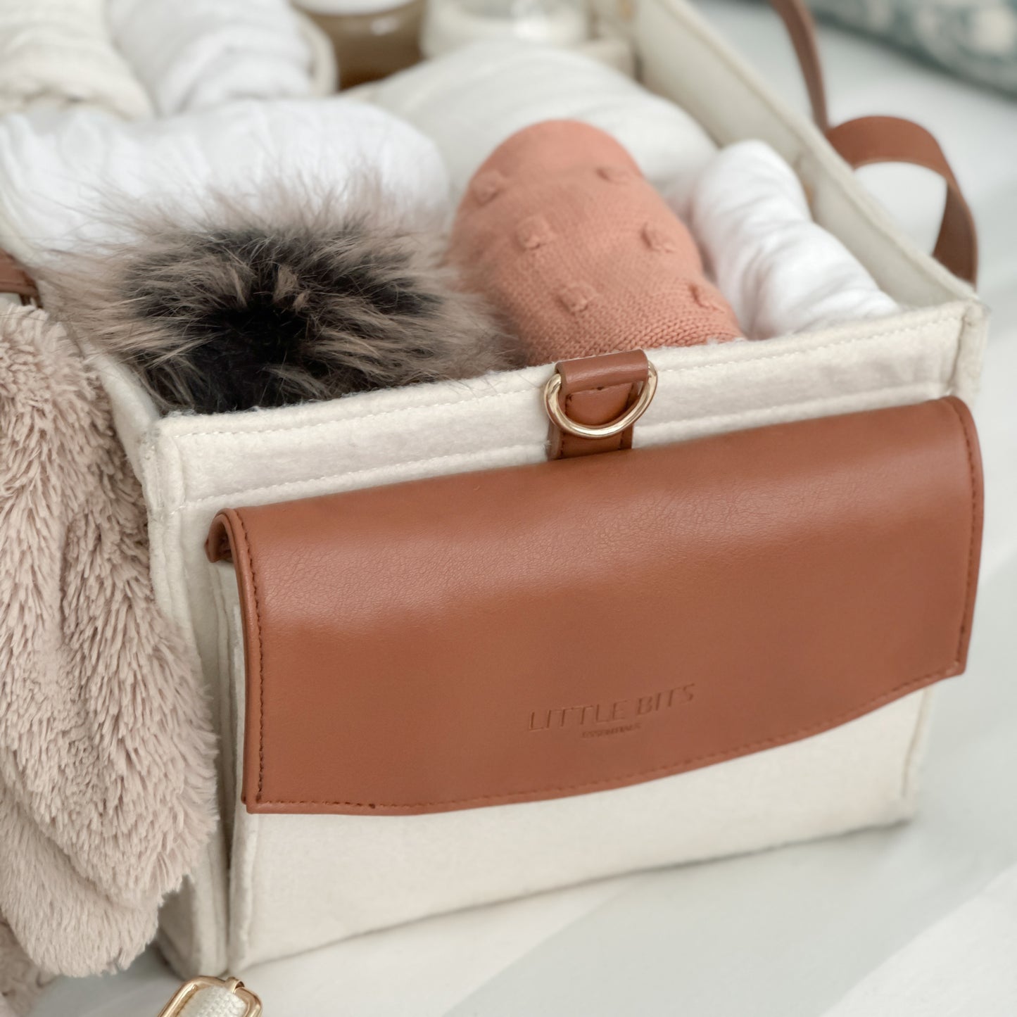 The Caddy Bag - Vegan Leather Top (Cream/Tan)
